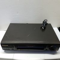 Panasonic Omnivision VCR VHS PV-8660 player recorder 4 head HiFi stereo energy star machine