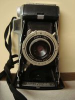 VINTAGE KODAK TOURIST FOLD OUT CAMERA
