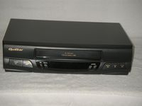 Quasar VHQ-400 Video Cassette Recorder Player VCR 4 Head Omnivision VHS