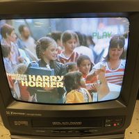 Emerson 13" TV/VCR Combo VT1321 Tv Vcr Combination VHS HQ