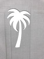DCentral Palm Tree Screen Magnet Decor; Multipurpose, Double-Sided, for Non-Retractable Screens, Helps to Stop Walking into Screens, Covers Small tears in Screens. Size W 4.5" X 7.5